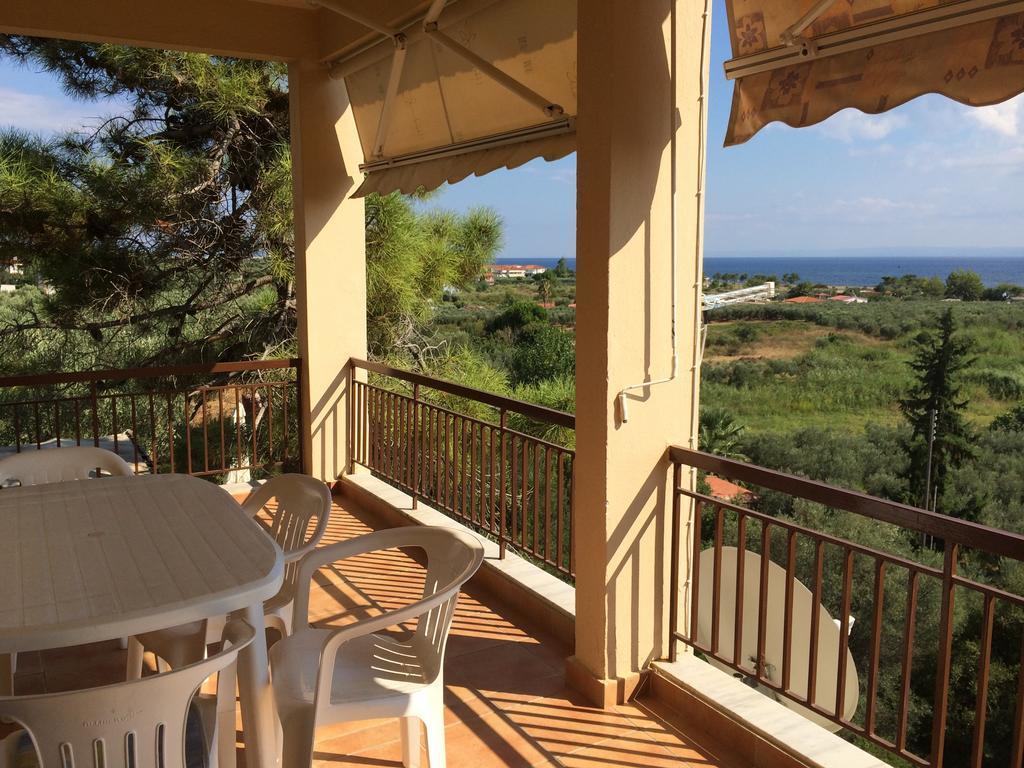 게라크니 Kostas House 아파트 객실 사진